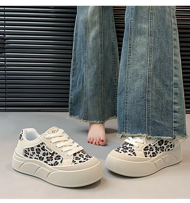 White sneakers, skate shoes, casual and versatile women’s shoes GT8805