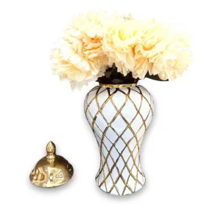 Electroplated Temple Jar - Ceramic European - style Flower - inserting Vase, a Light - luxury Handicraft Ornament for Decoration
